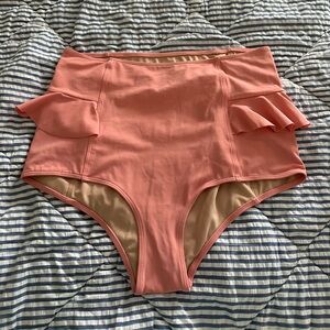 Kortni Jeane Medium Pink Icing Hip Ruffle Bottoms GUC